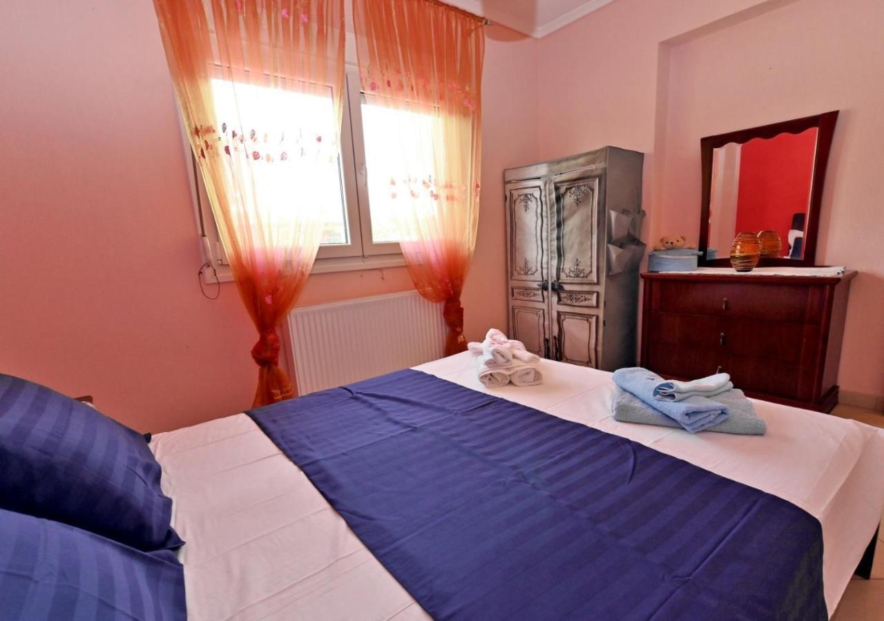 Villa Vangelis Nea Plagia Exteriör bild